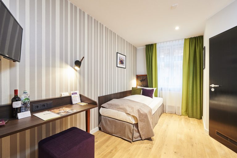 EINZELZIMMER im Hotel Hauser Nürnberg